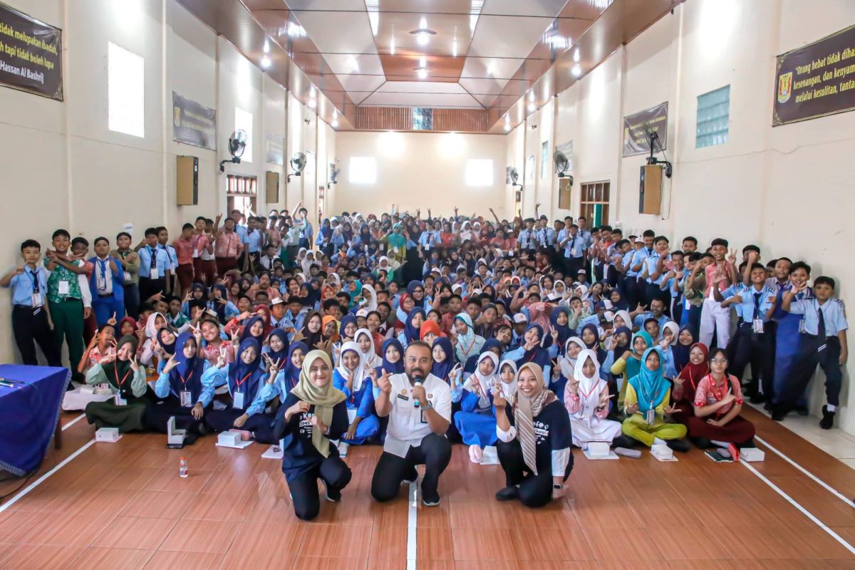 Murid Baru SMP Favorit Antusias Ikuti Literasi Digital, Kominfo Ponorogo Terus Bersafari ke Sekolah